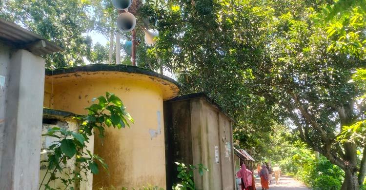 পাবনায় মসজিদ নির্মাণ নিয়ে গ্রামবাসীর সংঘর্ষ, আহত ৩০