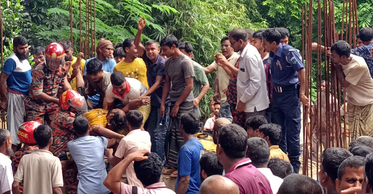পাবনায় সেপটিক ট্যাংকে নেমে দুই নির্মাণশ্রমিকের মৃত্যু