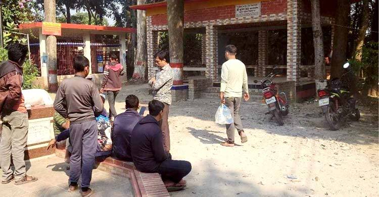 পাবনায় মদপানে দুই যুবকের মৃত্যু