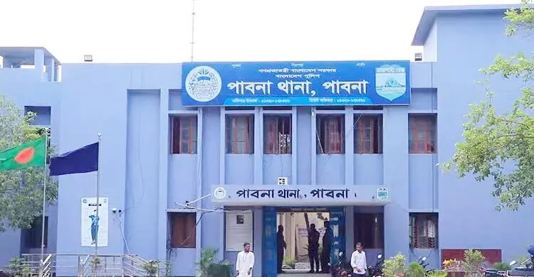 প্রবাসীর স্ত্রীর ঝুলন্ত মরদেহ উদ্ধার, পুলিশ হেফাজতে স্বামী