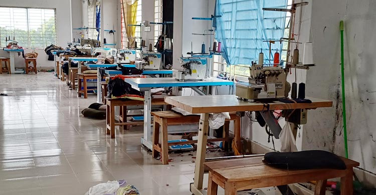 ভারতের নিষেধাজ্ঞায় বিপন্ন পাবনার হোসিয়ারি শিল্প