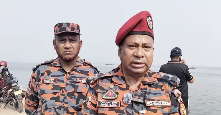 রিপন নামের একজন নিখোঁজ, পদ্মায় ফের চলছে উদ্ধারকাজ