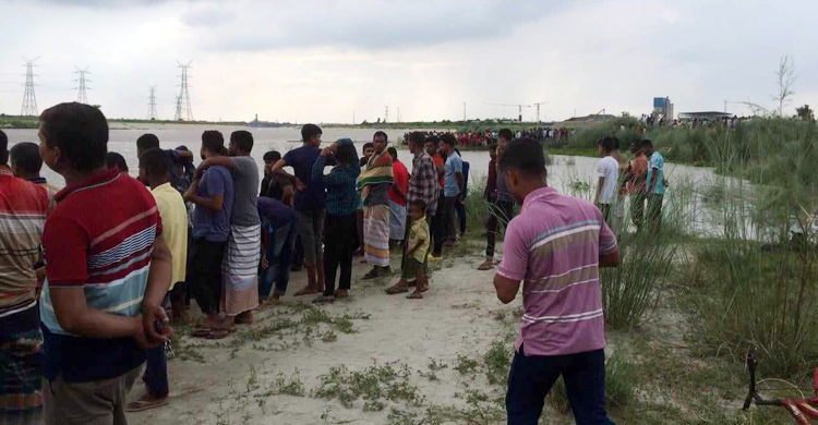 পদ্মায় নিখোঁজের ৬ ঘণ্টা পর মিললো যুবকের মরদেহ