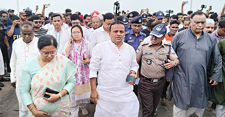 ঘাট পরিদর্শনে নৌ প্রতিমন্ত্রী, ঘটনা তদন্তে দুই কমিটি