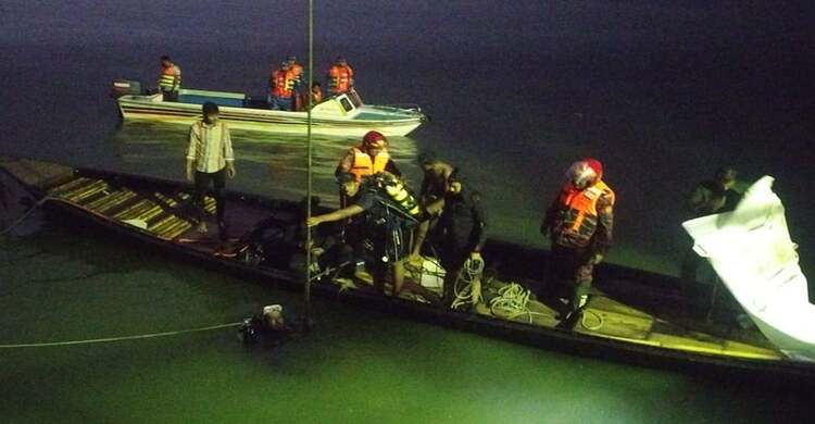 এখন পর্যন্ত ১১ জনের মরদেহ উদ্ধার