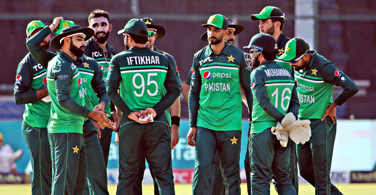 দুইদিনের মাথায় শীর্ষস্থান হারালো পাকিস্তান