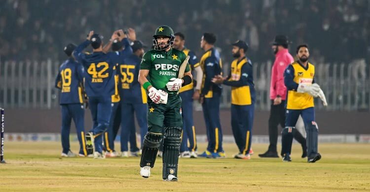 পাকিস্তানকে হারিয়ে ফাইনালে পাকিস্তানকেই পেল শ্রীলঙ্কা