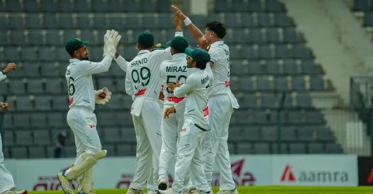 ২৩২ রানে অলআউট পাকিস্তান, ৪৬ রানের লিড পেলো বাংলাদেশ   