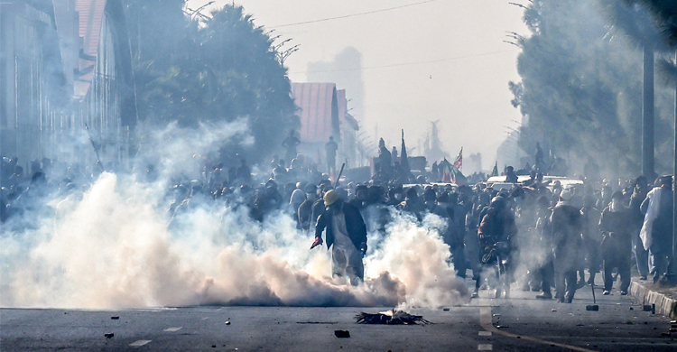 450 PTI protesters arrested as police clear Islamabad’s Blue Area