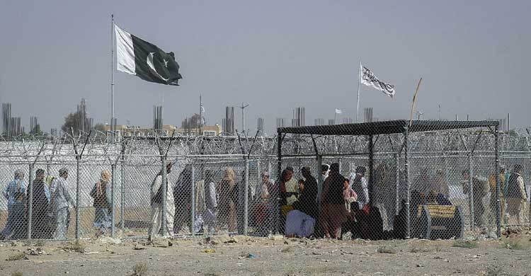 তালেবান নয়, আফগানিস্তানে ‘প্রকৃত প্রতিনিধিদের সরকার’ চায় পাকিস্তান