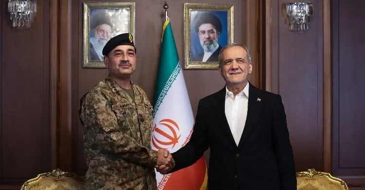 পাকিস্তানের মাধ্যমে ইরানের কাছে যুক্তরাষ্ট্রের নতুন প্রস্তাব