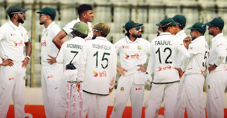 দ্বিতীয় দিনে ব্যাটারদের পর বোলাররাও হাঁটলেন ভুল পথে