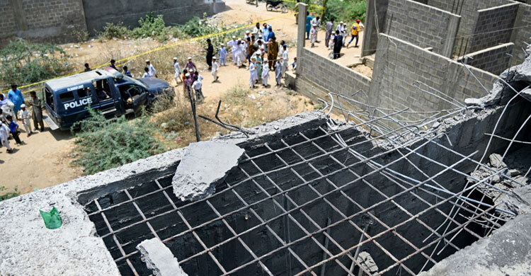 Pakistan shoots down 25 Indian drones