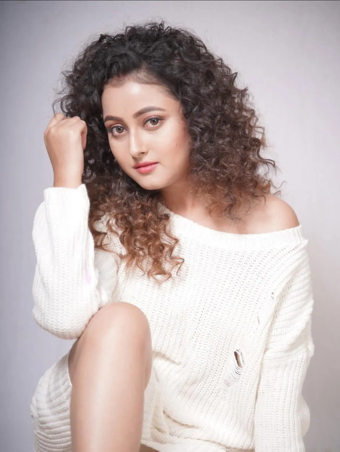 পর্দার আদর্শ বউমা, বাস্তবে বোল্ড ফ্যাশনিস্তা