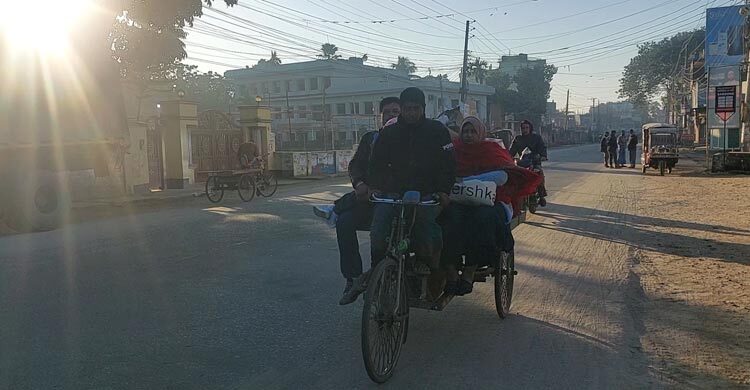 পঞ্চগড়ে তীব্র হচ্ছে শীত, তাপমাত্রা ৯ ডিগ্রি