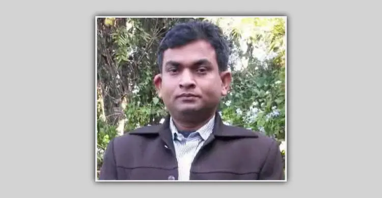 বরখাস্ত হয়েও দায়িত্বে ভারপ্রাপ্ত প্রধান শিক্ষক