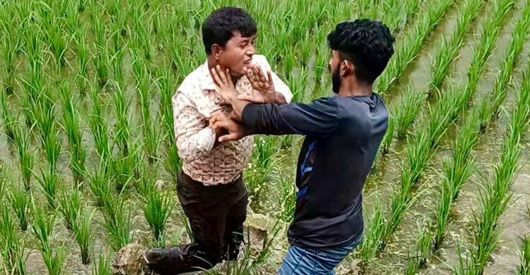 সড়ক নির্মাণে অনিয়ম হয়নি বলতেই প্রকৌশল অফিসের কর্মচারীকে মারধর