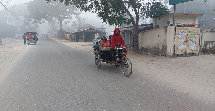 পঞ্চগড়ে হাড় কাঁপানো শীত, দিনের সর্বোচ্চ তাপমাত্রা ১৬.৫ ডিগ্রি