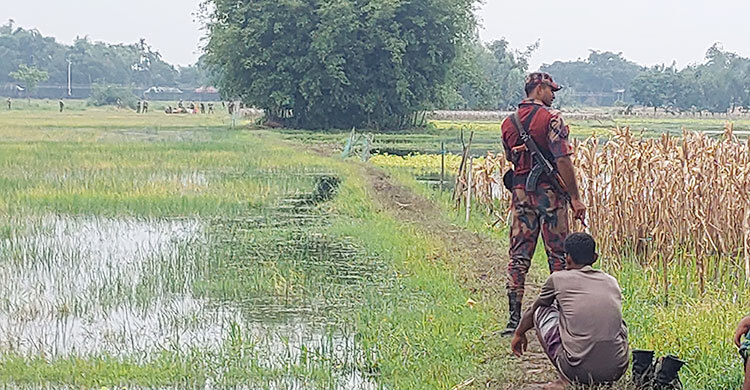 পঞ্চগড়ে ১০ জনকে পুশইনের চেষ্টা, মুখোমুখি অবস্থানে বিজিবি-বিএসএফ