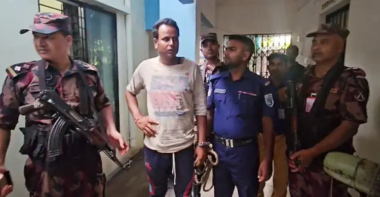 আখ চুরির অভিযোগে ভারতীয় নাগরিককে পুলিশে দিলো বিজিবি