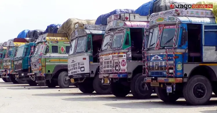 কাজ হারিয়ে দিশেহারা হাজারো পাথর শ্রমিক