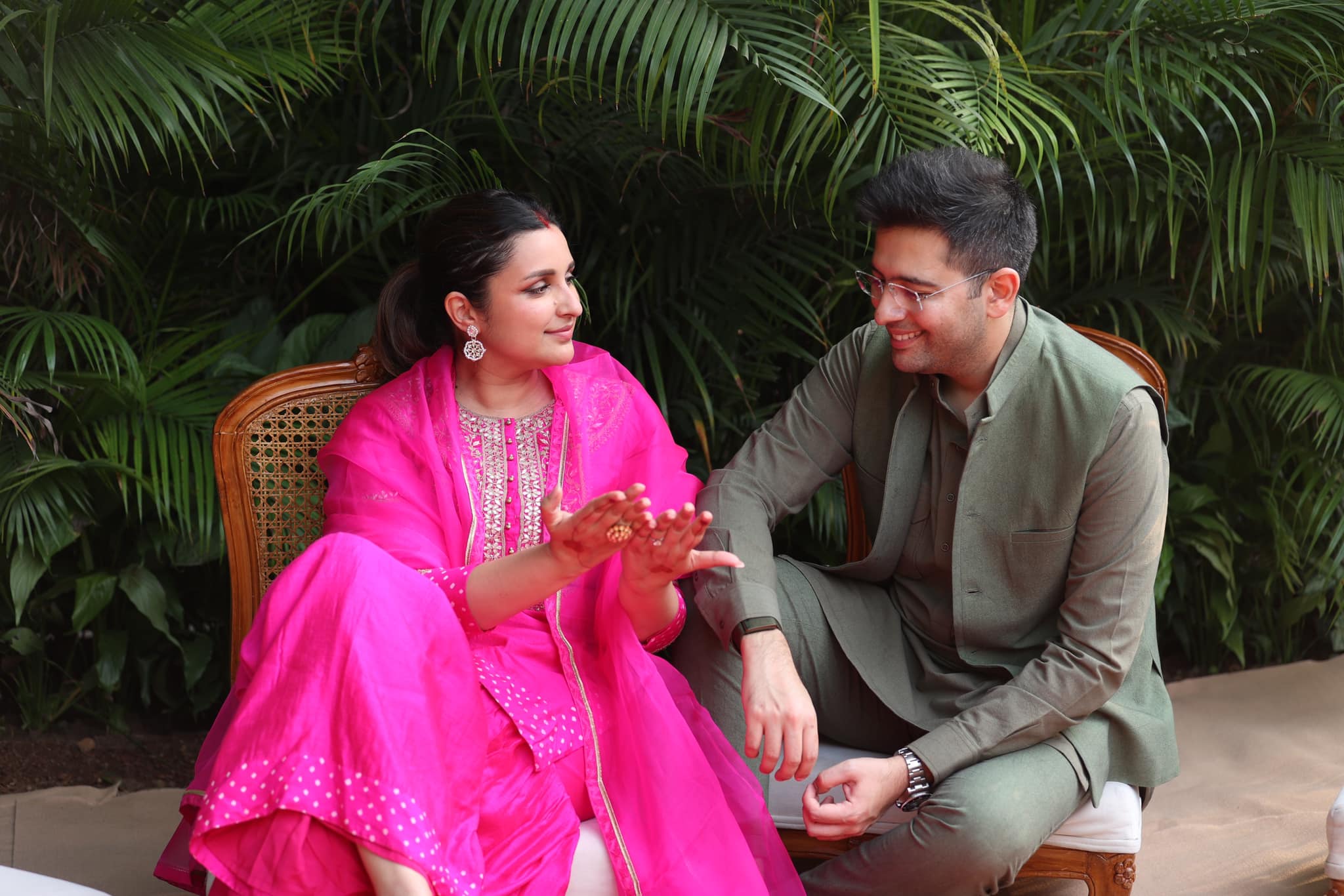 করপোরেট অফিস থেকে রুপালি পর্দার আলোয় পরিণীতি