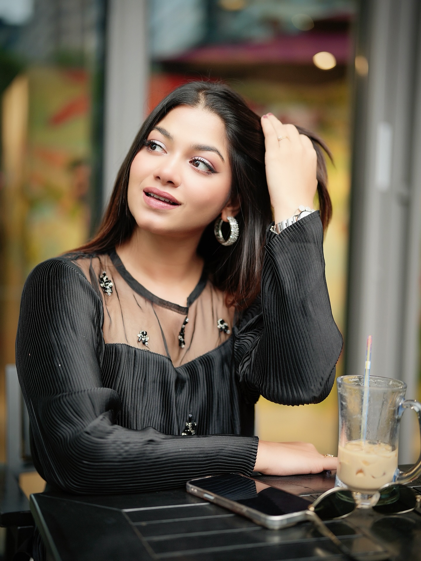 আপাতত প্রেম-ট্রেমে নাই, আমি আসলে ...