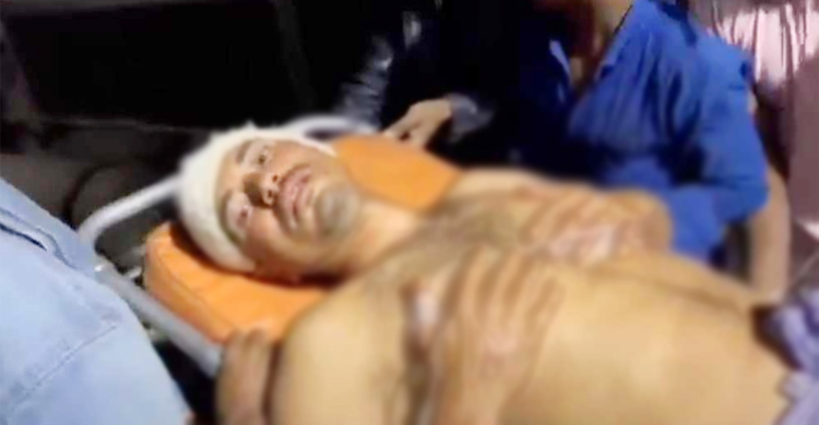 ভাড়া নিয়ে বাগবিতণ্ডা, রিকশাচালকের ছুরিকাঘাতে যাত্রী আহত