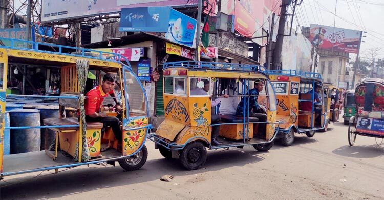 বরিশালে তিন চাকা যানের ভাড়া বৃদ্ধি, বিপাকে যাত্রীরা