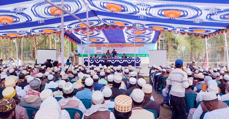 নির্বাচন-গণভোটে উদ্বুদ্ধ করতে পটুয়াখালীতে ইমাম সম্মেলন