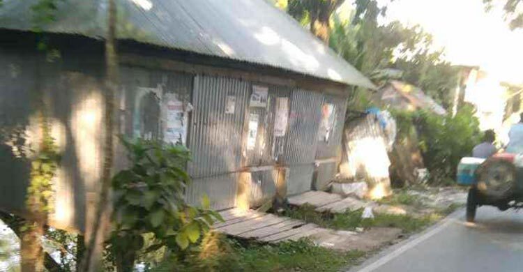 পাউবোর জমি দখল করে বিএনপি নেতাদের বহুতল ভবন-দোকানঘর