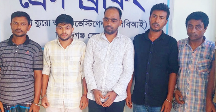 পিবিআই সেজে কৃষকের বাড়িতে চাঁদাবাজি, গ্রেফতার ৬