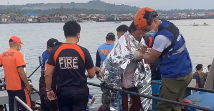 ফিলিপাইনে প্রায় ৩৫০ যাত্রী নিয়ে ডুবে গেছে ফেরি