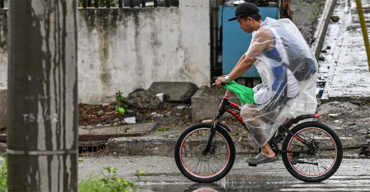 ফিলিপাইনে শক্তিশালী ঝড়ের তাণ্ডব, একই পরিবারের পাঁচজনের মৃত্যু