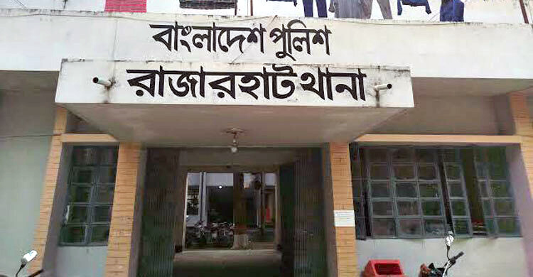 মোবাইল ফোন ব্যবহার নিয়ে মায়ের বকুনি, ফাঁস নিলো কিশোরী
