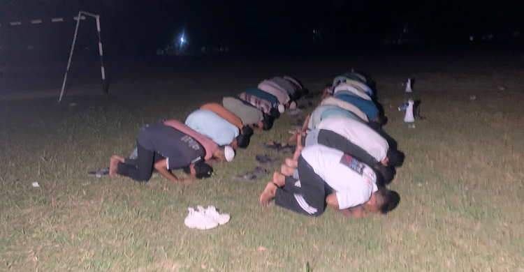  সারাদেশে আনন্দ মিছিল, মিষ্টি বিতরণ