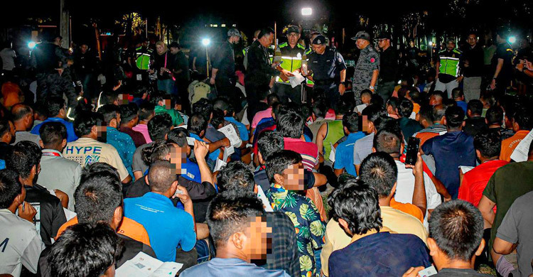 মালয়েশিয়ায় ১৫০ বাংলাদেশিসহ ৬৬২ অভিবাসী আটক