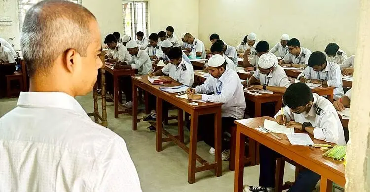 এসএসসি পরীক্ষায় রাজধানীতে ১২৭ কেন্দ্র, জেলা প্রশাসনের নজরদারি