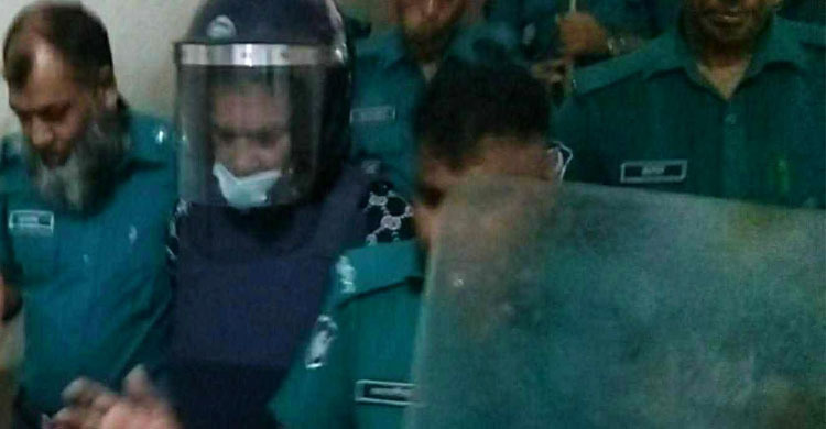 হাসনাত-সারজিসের নাম ভাঙিয়ে আত্মসাৎ ৫০ লাখ, প্রতারক ফারুক রিমান্ডে