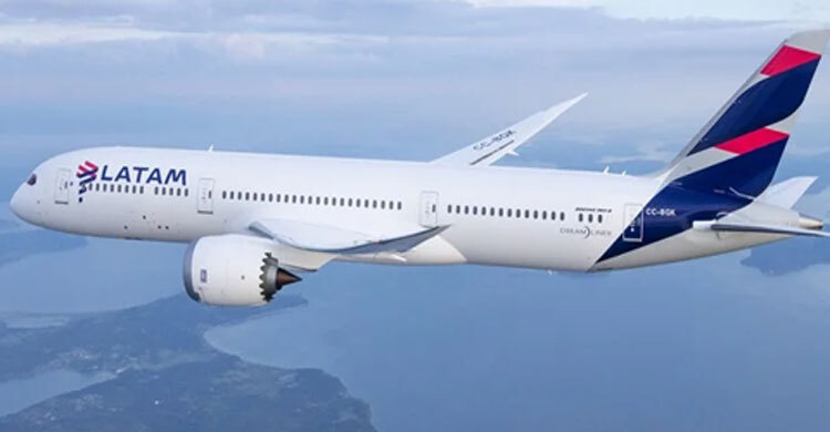 মাঝ আকাশে পাইলটের মৃত্যু, প্লেনের জরুরি অবতরণ