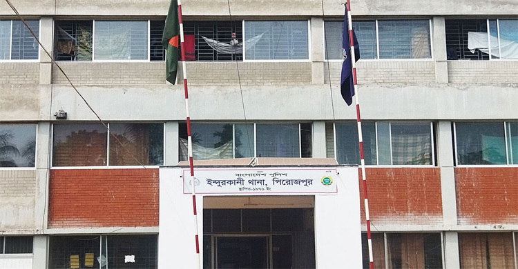 অবৈধ জাল দিয়ে মাছ শিকার, কারাগারে জেলে