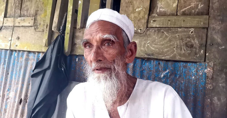 টাকা নিয়ে অস্বীকার, বিয়ের দাবিতে নারীর বাড়িতে ৭৫ বছরের বৃদ্ধ