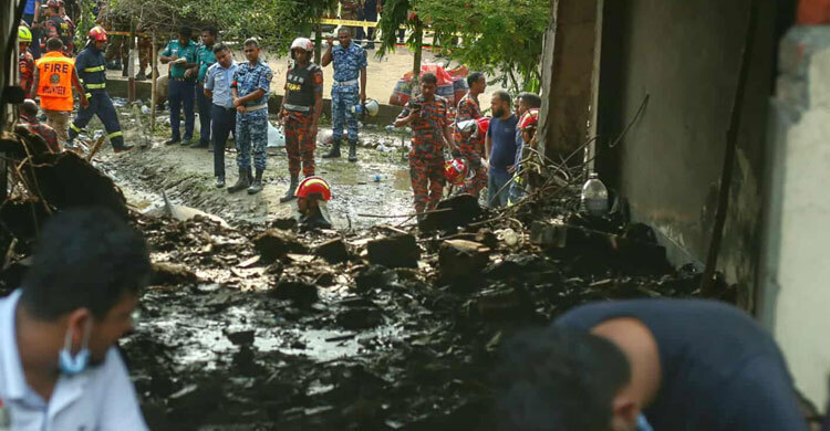 DNA tests underway to identify unrecognised plane crash victims