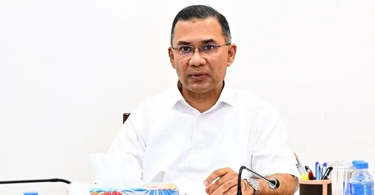 চলতি বছরেই বন্ধ কারখানা চালুর বিষয়ে পদক্ষেপ চান প্রধানমন্ত্রী