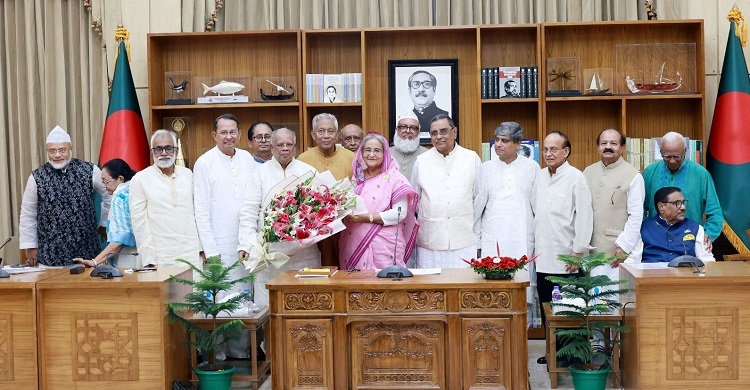 দ্রব্যমূল্য নিয়ন্ত্রণ ও দুর্নীতিরোধ চান ১৪ দলের নেতারা