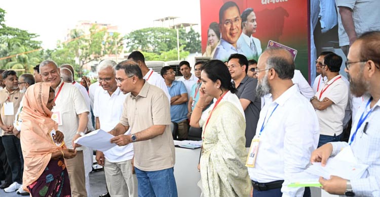 গত ১২ বছর তাদেরকে কোথাও দেখিনি: জামায়াতকে প্রধানমন্ত্রী