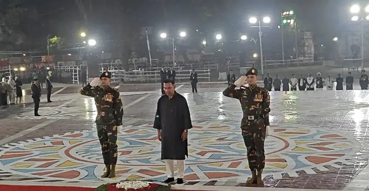 ভাষাশহীদদের প্রতি প্রধানমন্ত্রীর শ্রদ্ধা নিবেদন