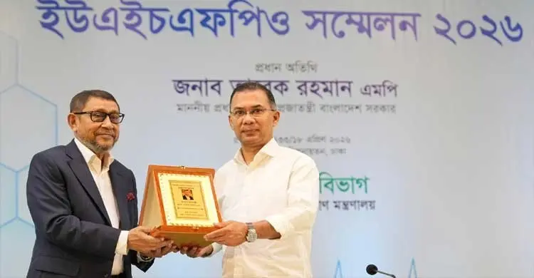 মন্ত্রী সাহেব প্রশংসা একটু কম, স্বাস্থ্যমন্ত্রীকে বললেন প্রধানমন্ত্রী 