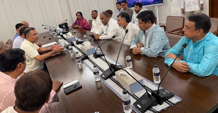 পরিচ্ছন্নতাকর্মীদের জন্য ঈদ বোনাস দিলেন প্রধানমন্ত্রী