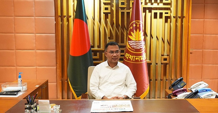 প্রথমবারের মতো সশস্ত্র বাহিনী বিভাগে অফিস করলেন প্রধানমন্ত্রী